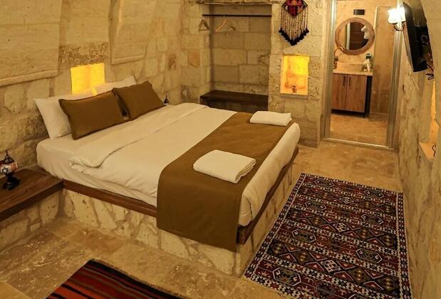 By Yüksel Cave - Görsel 10