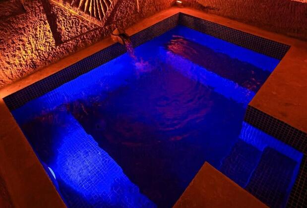 By Yüksel Cave - Görsel 22