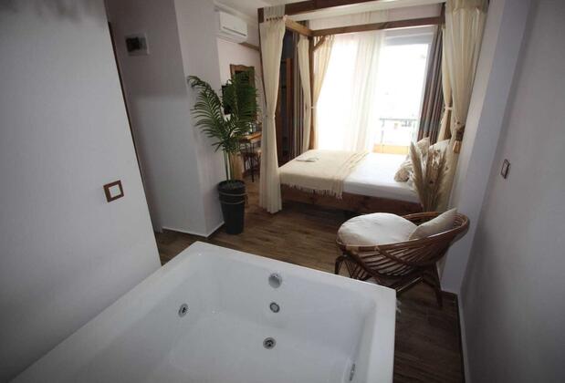 Queen Otel Avşa - Görsel 7