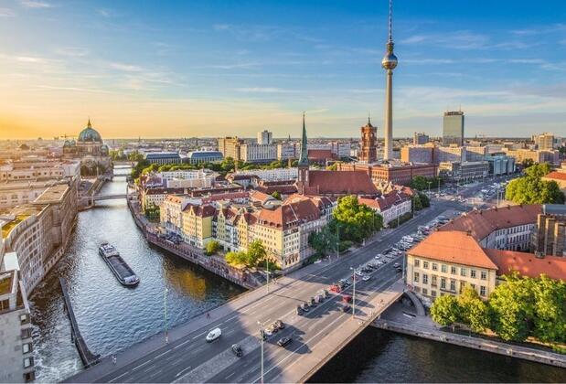 Türkiye Hollanda maçı nerede, hangi şehirde oynanacak? Berlin'de popüler olan merkanlar nerede... İşte Berlin gezi rehberi