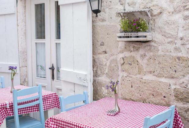 Atlıhan Otel Alaçatı - Görsel 2