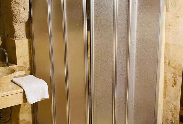 Ela Cave House - Görsel 7