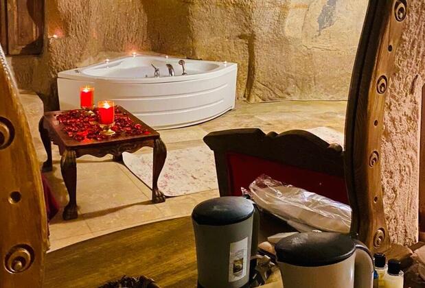 Ela Cave House - Görsel 9