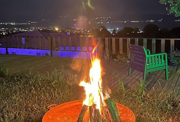 Black Wooden Bungalov - Görsel 8