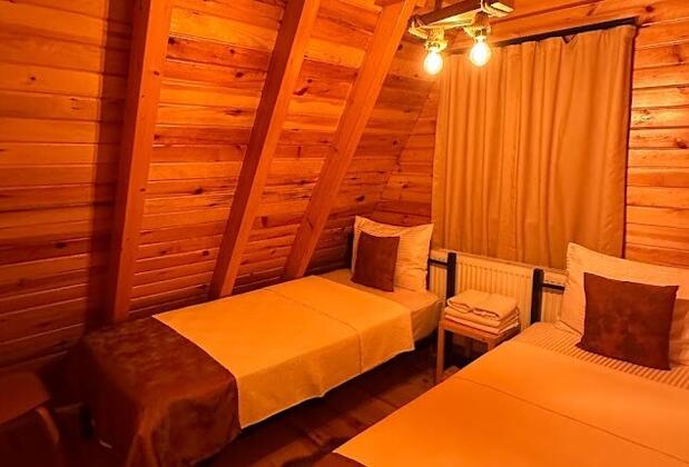 Black Wooden Bungalov - Görsel 9