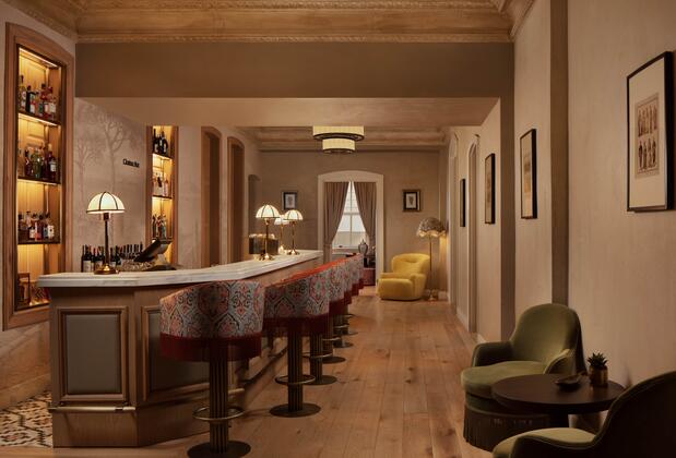 Adahan DeCamondo Pera, Autograph Collection - Görsel 17