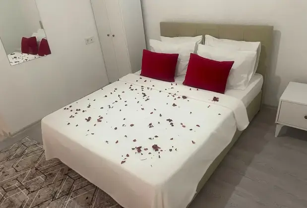 Gözde White House - Görsel 4