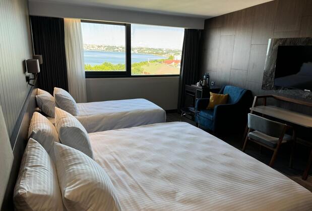 Ezkar Bathonea Art İstanbul - Görsel 6