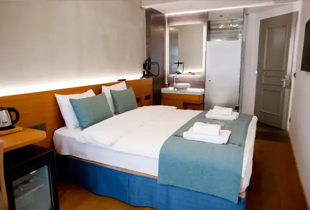 Aleksandr Pera Hotel - Görsel 12