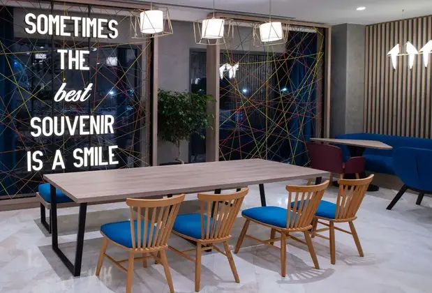 Hampton By Hilton Istanbul Merter - Görsel 6