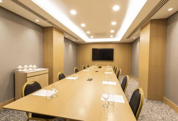 Radisson Hotel Istanbul Harbiye - Görsel 12