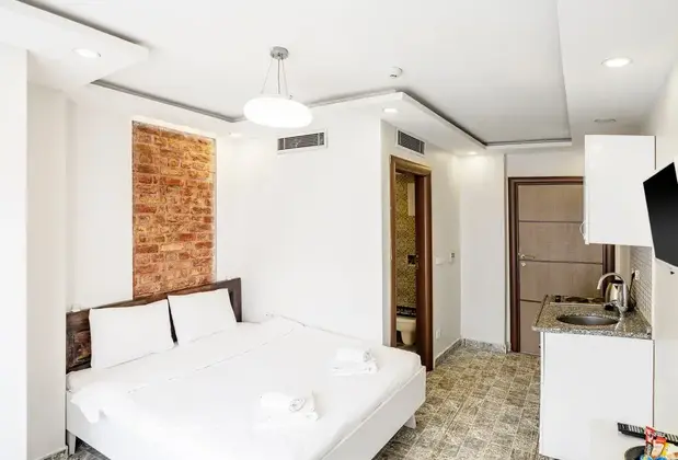 The Red Tent Suite 88 - Görsel 3