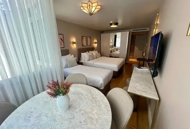 W Suites İstanbul - Görsel 4