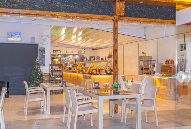 Far Life Hotel - Görsel 10