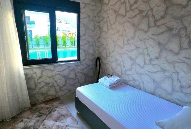 Same House Garden - Görsel 8