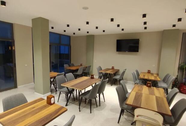 The Brothers Suit - Görsel 17