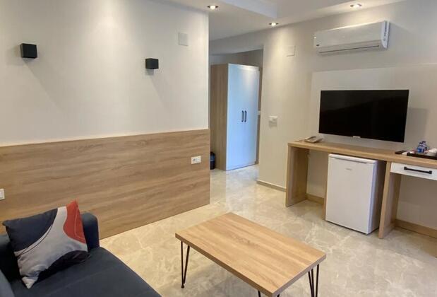 The Brothers Suit - Görsel 8