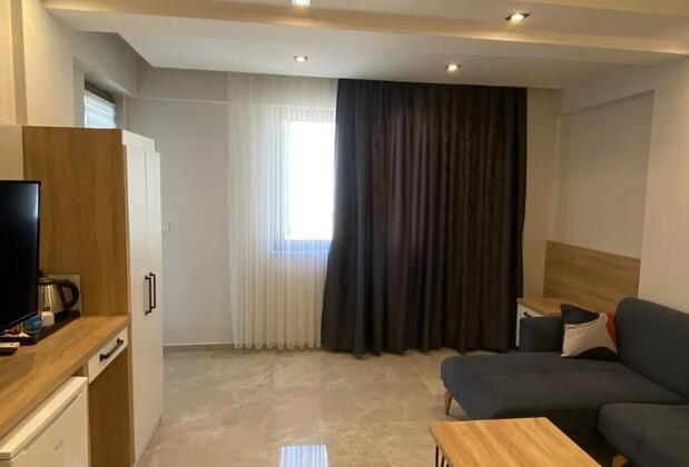 The Brothers Suit - Görsel 9