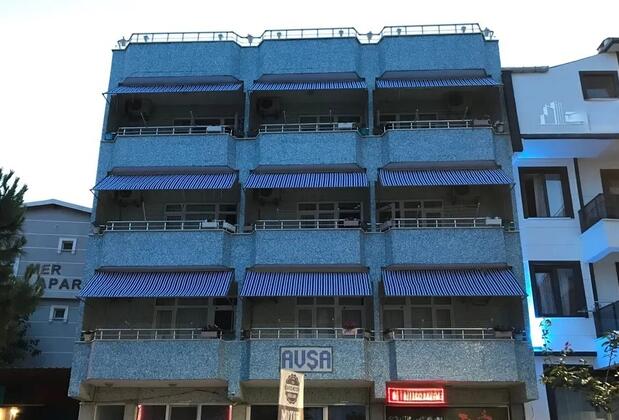 Joey Motel - Görsel 10