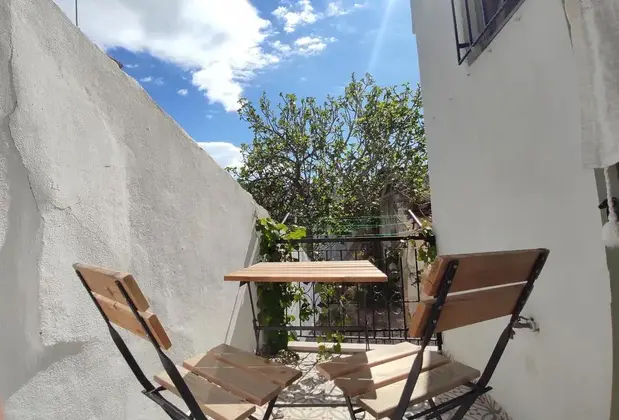 Kidoni Macaron Guesthouse - Görsel 18