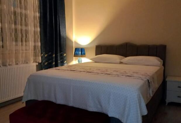 Pink Village Home - Görsel 5