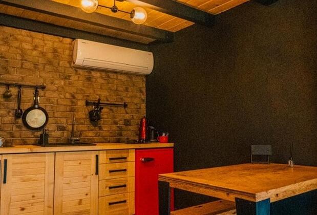 Happy Yellow Suit Kartepe - Görsel 8