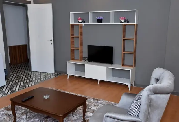 New House Suit - Görsel 11