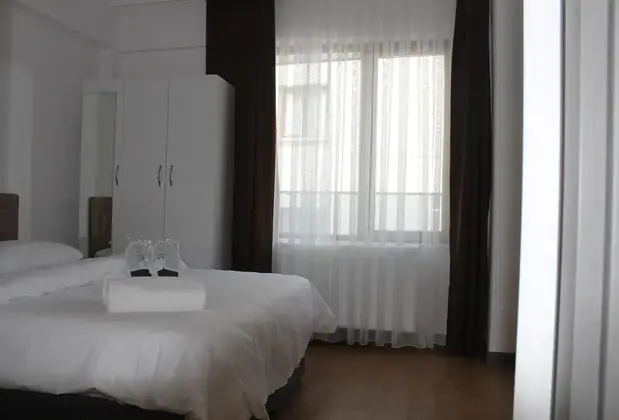 New House Suit - Görsel 15