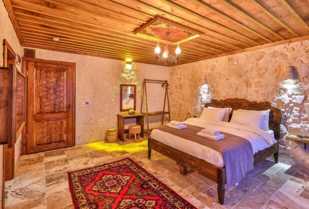 Royal Crown Stone House - Görsel 9