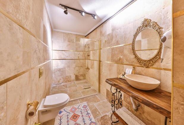 Royal Crown Stone House - Görsel 14