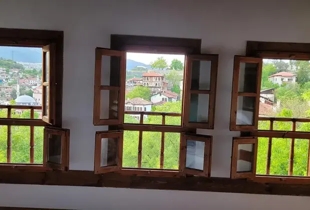 Özçelik Aile Pansiyonu - Görsel 11