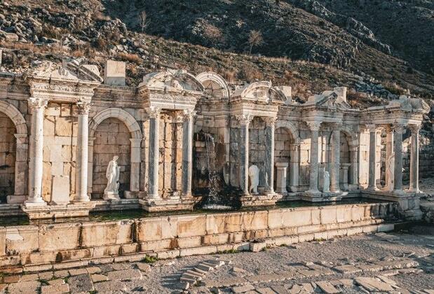 Tarihiyle, Doğasıyla Yepyeni Bir Seyahat Rotası: Burdur'da Gezilecek 10 Muhteşem Rota!