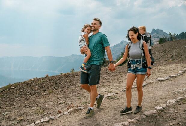 Trekking 101: Nedir, Nasıl Başlanır ve Kimler İçin Uygundur? En Güzel Trekking Rotaları...
