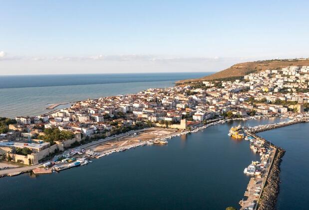 En Kuzeye, Türkiye’nin En Mutlu, Yavaş ve Tarihi Şehrine Gidiyoruz: Sinop