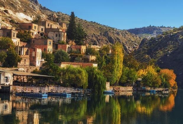 Fırat'ın Yanı Başında Saklı Cennet: Halfeti