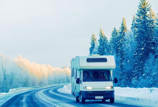Kış Koşullarında Karavan Tatili İçin İpuçları ve Kışın Karavan Tatil İçin 5 Rota!