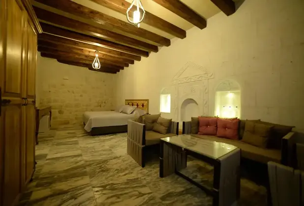 Crassus Cave Hotel - Görsel 13
