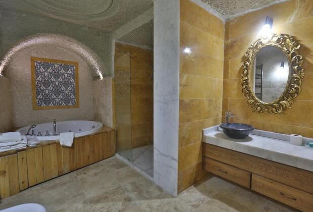 Holiday Cave Hotel - Görsel 13