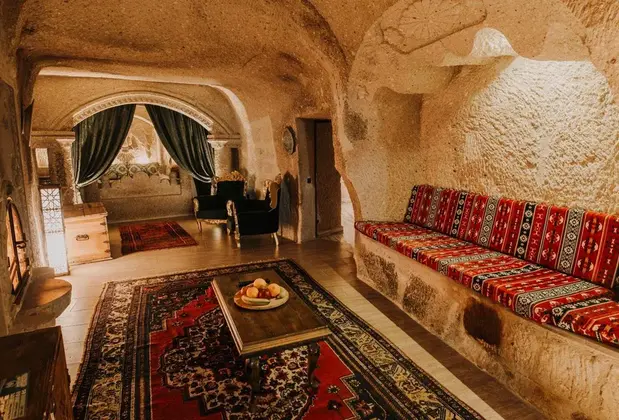 Holiday Cave Hotel - Görsel 7