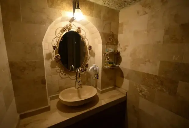 Holiday Cave Hotel - Görsel 22