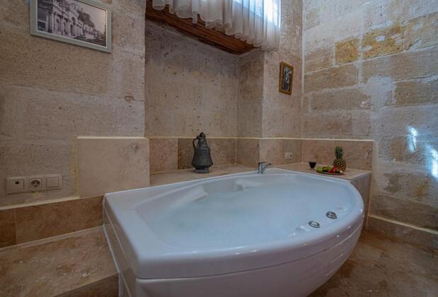 Kapalos Cave Suites - Görsel 19