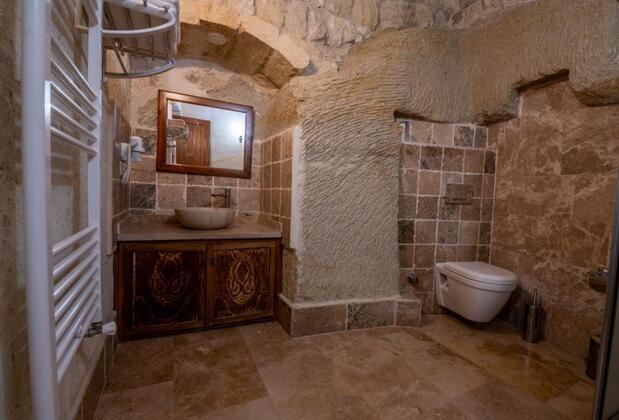 Kapalos Cave Suites - Görsel 20