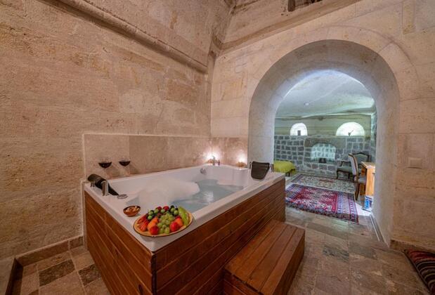 Kapalos Cave Suites - Görsel 13