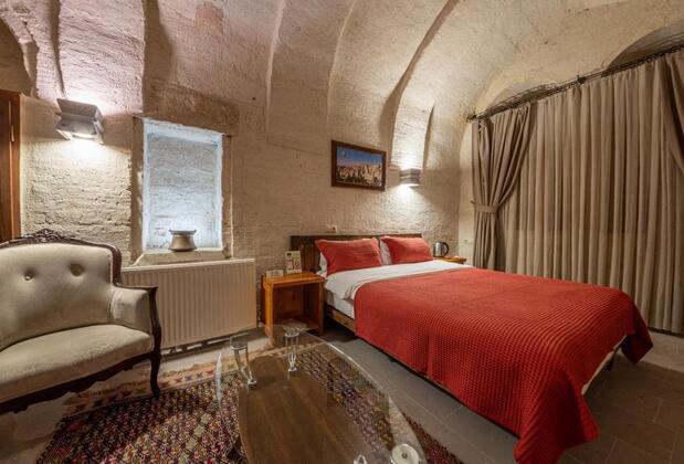 Kapalos Cave Suites - Görsel 8