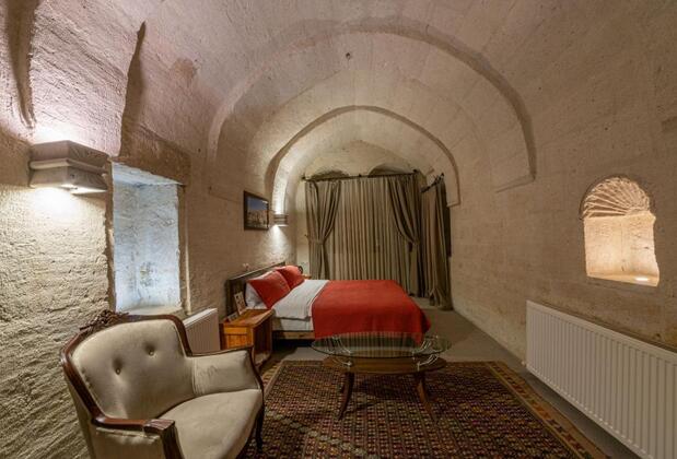 Kapalos Cave Suites - Görsel 7