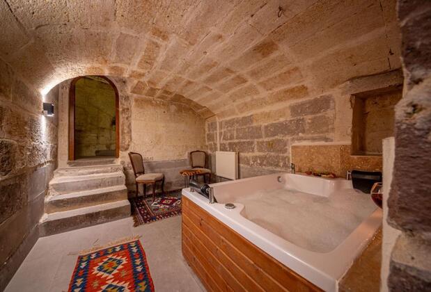 Kapalos Cave Suites - Görsel 14