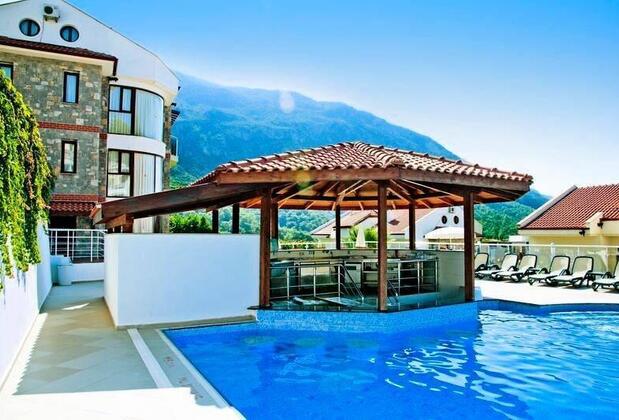 Sertil Deluxe Tropical Suites - Görsel 10