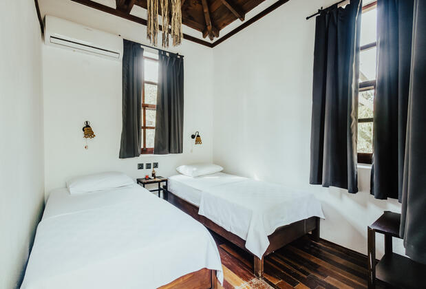 Eski Yeni Tatil Evi Olympos - Görsel 9