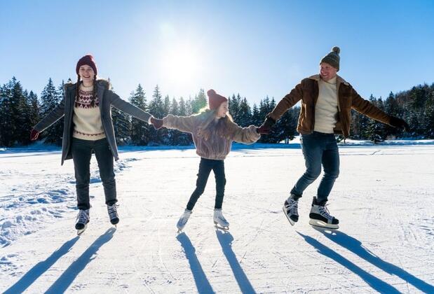 Buz Üstünde Kaymaya Hazır mısınız? İstanbul'un En Eğlenceli Buz Pateni Pistleri
