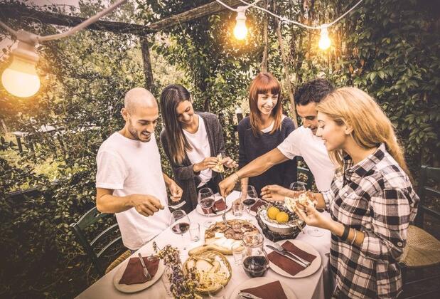 Yeni Yıla Doğanın Kucağında Merhaba: Bağ Evlerinde Unutulmaz Bir Yılbaşı
